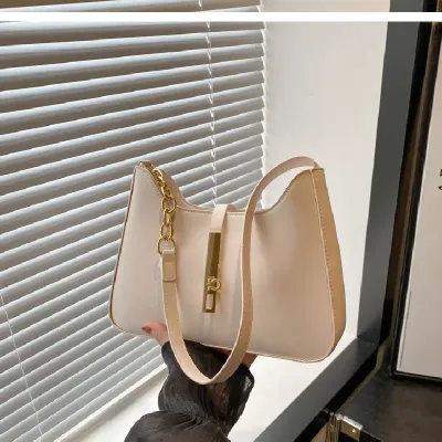  VERSATILE FASHION SHOULDER BAG